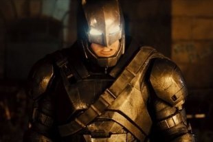 В сеть выложили финальный трейлер фильма «Бэтмен против Супермена»
