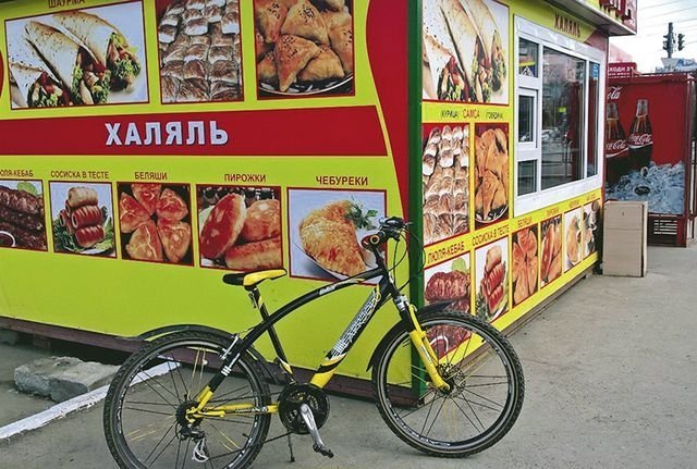 «Шаурма 24» — одна из шести популярных точек в Челябинске, где крутят шаурму
