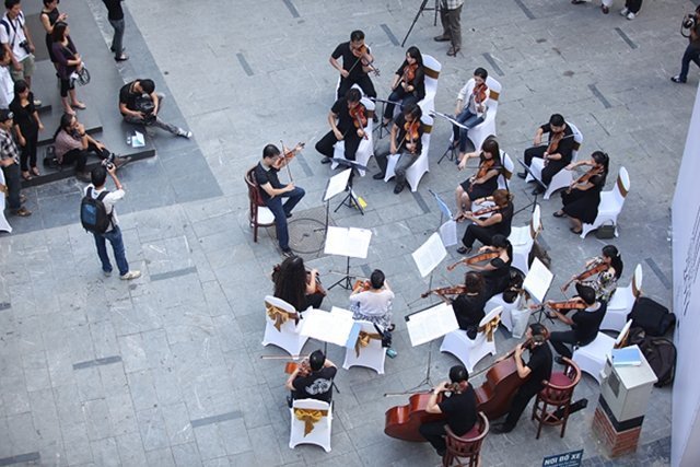 Омский камерный оркестр в мае будет выступать на улицах
