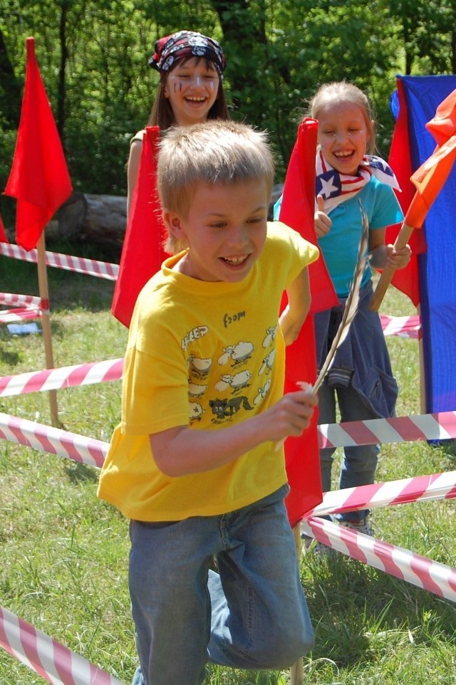 В Сургуте  можно отыскать альтернативные  варианты летнего детского отдыха