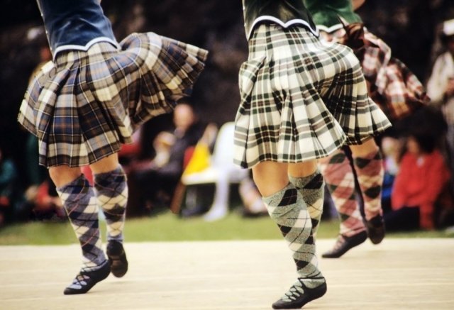 С 22 мая в Уфе начнут бесплатно обучать всех желающих шотландским танцам