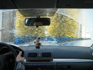 6 мест в Белгороде, где можно помыть машину ночью