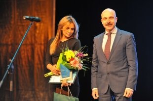 Олеся Яшина (Сибкар) - номинация Бизнес-леди и Олег Мызгин (Газпромбанк)
