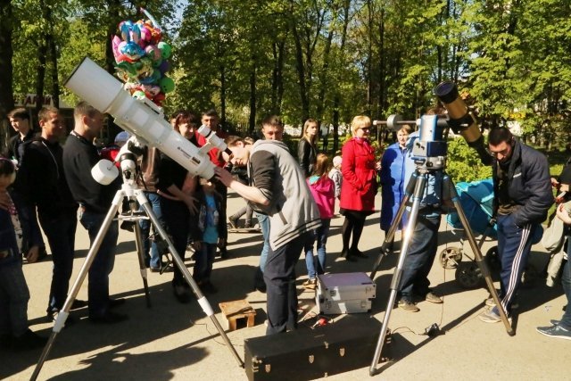 Уфимский планетарий проведет бесплатные выездные наблюдения Солнца в телескопы