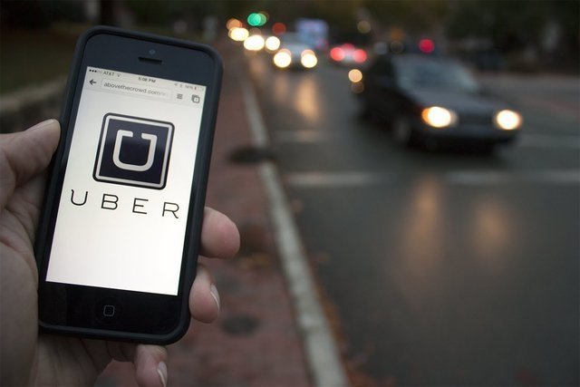 В Челябинске запустили сервис Uber