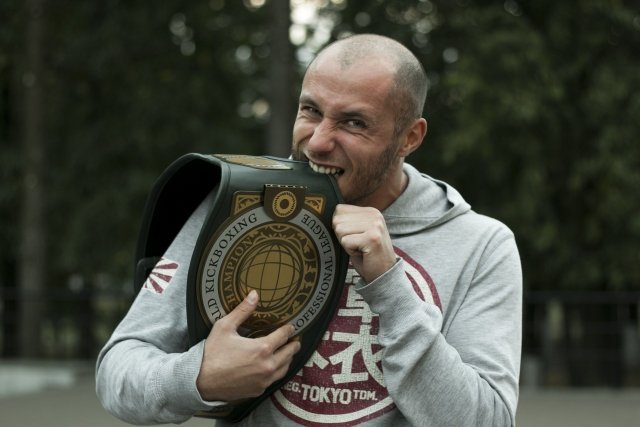 Кикбоксер Игорь Пестерев рассказал, как выиграл титул чемпиона мира в Иране
