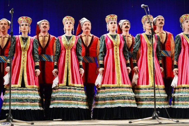 Государственный Академический Ансамбль песни и пляски Донских казаков