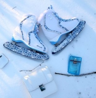 На набережной Самары заливают каток