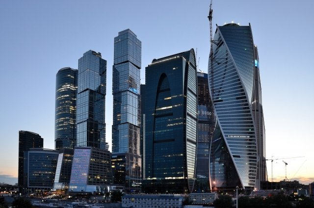 На крыше небоскреба «Москва-Сити» откроется каток.