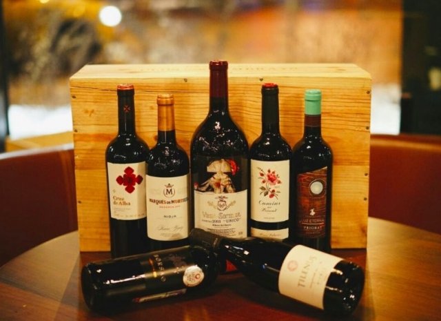В БЦ «Белая площадь» открылся Magnum Wine Bar.