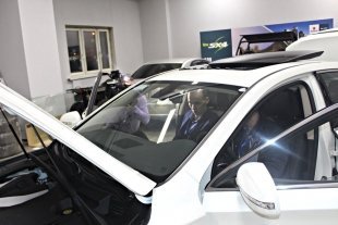 Автосалон «Эврика-Трейд» представил в Сургуте новый флагманский седан Geely Emgrand GT