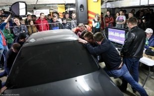 Первые в сезоне соревнования по автозвуку прошли в Екатеринбурге
