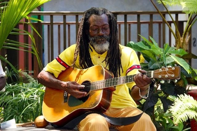 Музыкальные классы на Ямайке, волонтерская программа