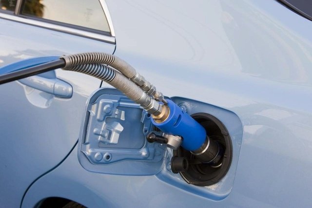 В Югре взялись за экологию - автомобили переводят на газ 
