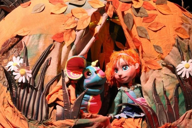 В Театре кукол покажут премьеру про девочку и пришельца