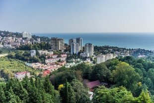 В Сочи в районе Дендрария начали обустраивать новый сквер «Фестивальный»