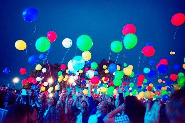 Тюменцы запустят в небо сотни светящихся шариков