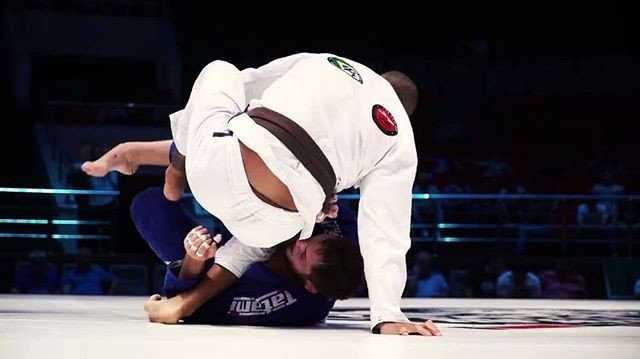 ACB JJ 6