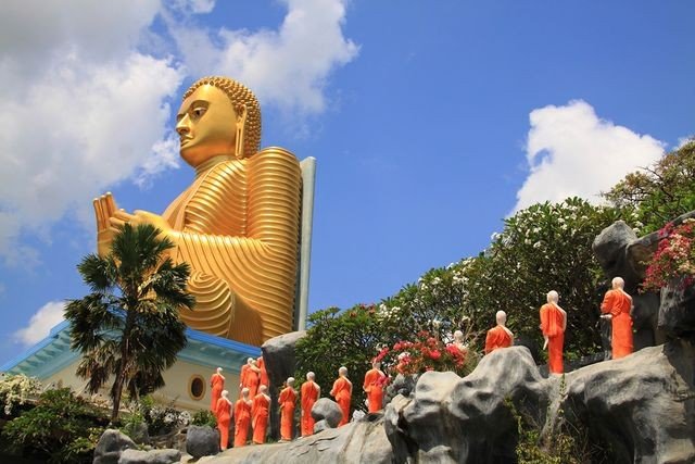 Будда на Шри-Ланке