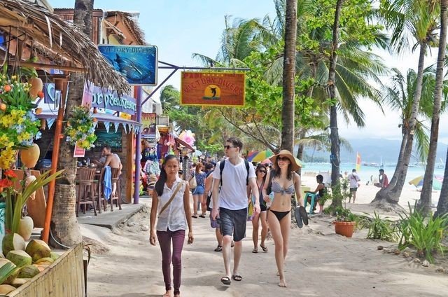 Туристы на Филиппинах