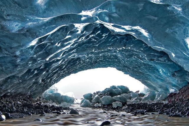 Пещера Ледник