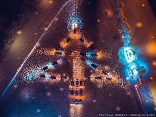Новости: ижевские автомобилисты устроили новогодний флешмоб