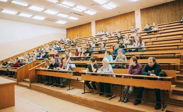 Новости Ижевска: Ижевчане смогут бесплатно подтянуть свои знания по русскому языку