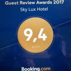 Sky Lux Hotel получил высокую оценку по версии Booking.com