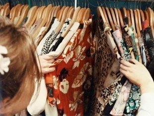 Где купить Christian Dior и Gucci недорого: инстаграмы с крутой винтажной одеждой