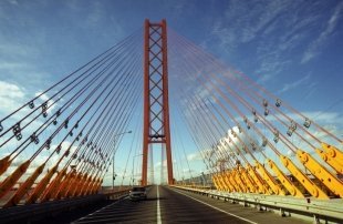 Хода нет!: Сургутский мост будет временно закрыт на ремонт