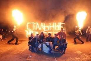Мотоклуб "Стальные монстры" празднует 15-летие