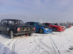 Зимний дрифт и ледовая гонка