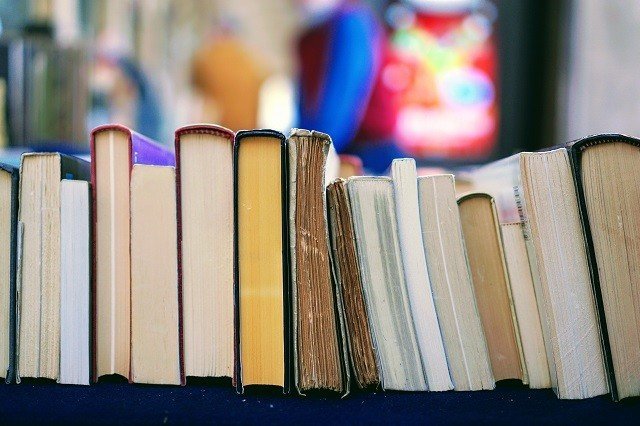 Хогвартс vs Вестерос: какие книги выбирают екатеринбуржцы в 2021 году