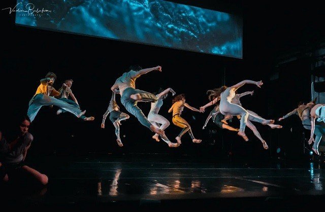 Театр «Провинциальные танцы» покажет два спектакля и проведет лентнюю школу