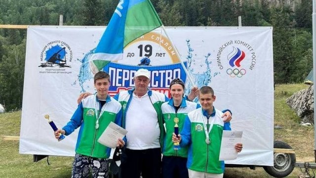 Юные спортсмены из Сургута стали призерами чемпионата России по гребле