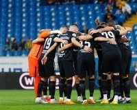 ФК «Урал» на последних минутах ушел от поражения в матче против ФК «Оренбург»