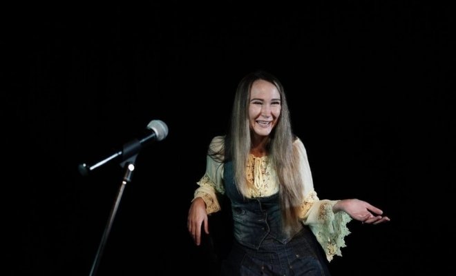 Главн(ая)ое роль