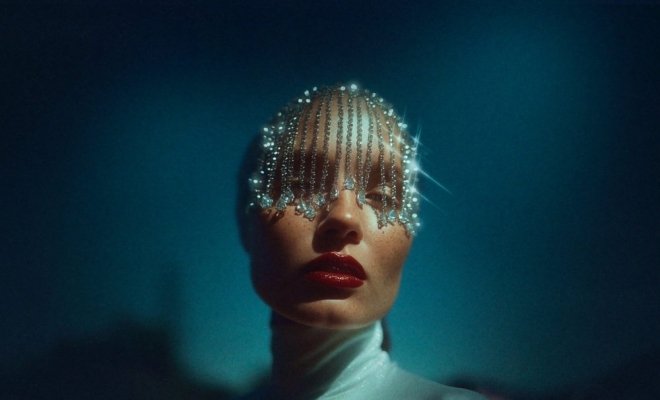 Мари Мирай. Светлица