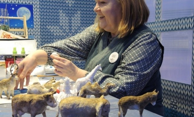 Новогодняя волшебная лошадка из ваты