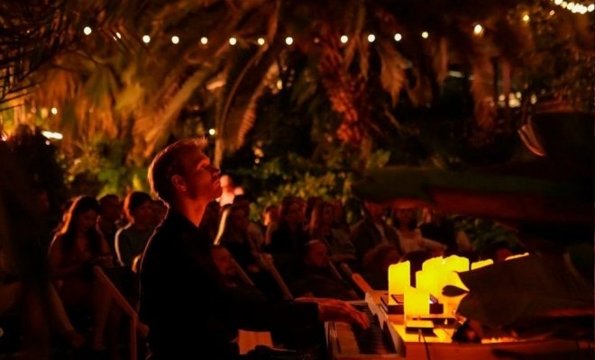 Магия свечей. Музыка для неё. Саундтреки о любви в оранжерее