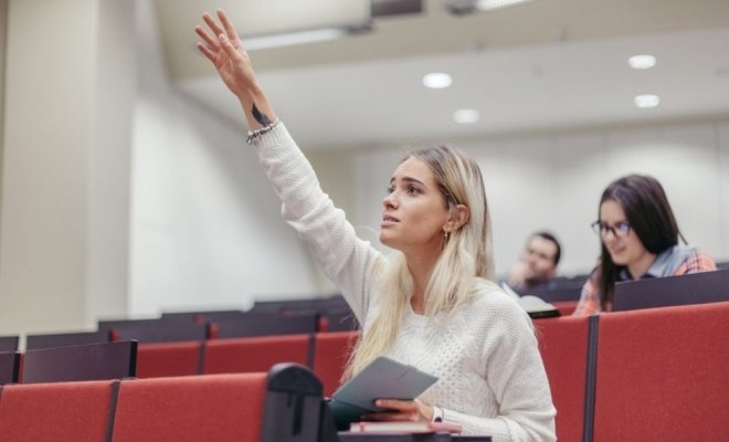 Игра на одевание. Русский костюм