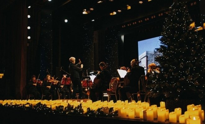 Новогодняя феерия в сиянии тысячи свечей