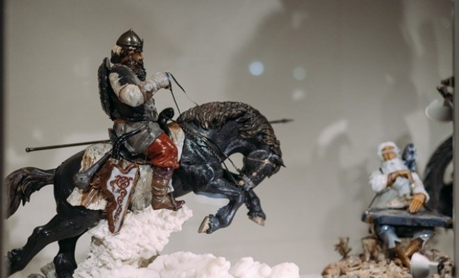 Кураторская экскурсия по выставке «Легенды камня».