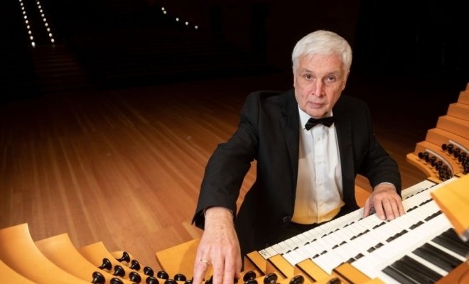 Александр Фисейский. Голоса органов мира