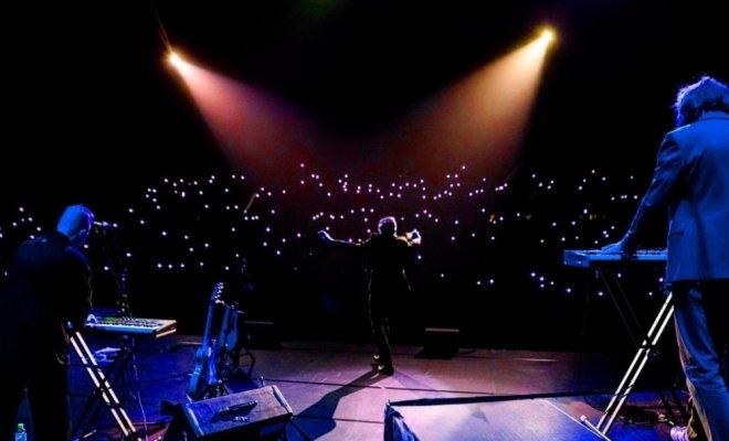 Хиты Sting с симфоническим оркестром Desert Rose Symphony