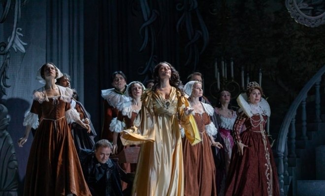 Собака на сене