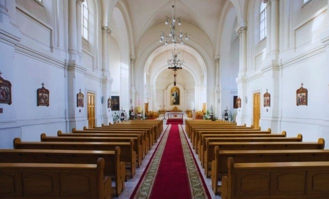 Орган при свечах. Топовые саундтреки и космос Баха