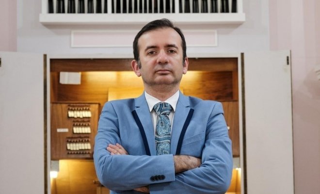 По следам оркестра Поля Мориа