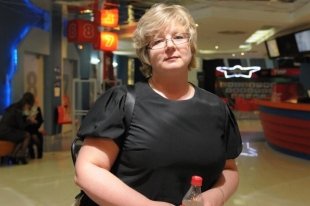 Ирина Игоревна Ягненкова, 44 года, директор РА «Маёвка» очки: «для стиля» – Я вижу Екатеринбург чистым городом культурных людей. Он точно станет еще красивее и интереснее.
