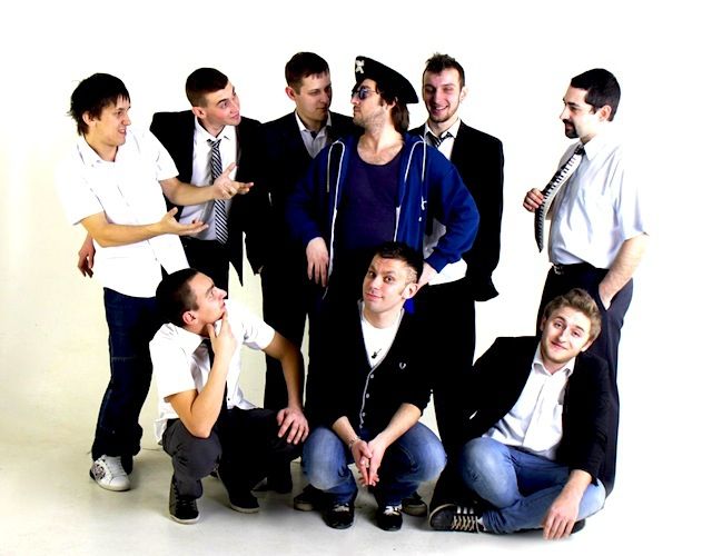 Самый настоящий оркестр !